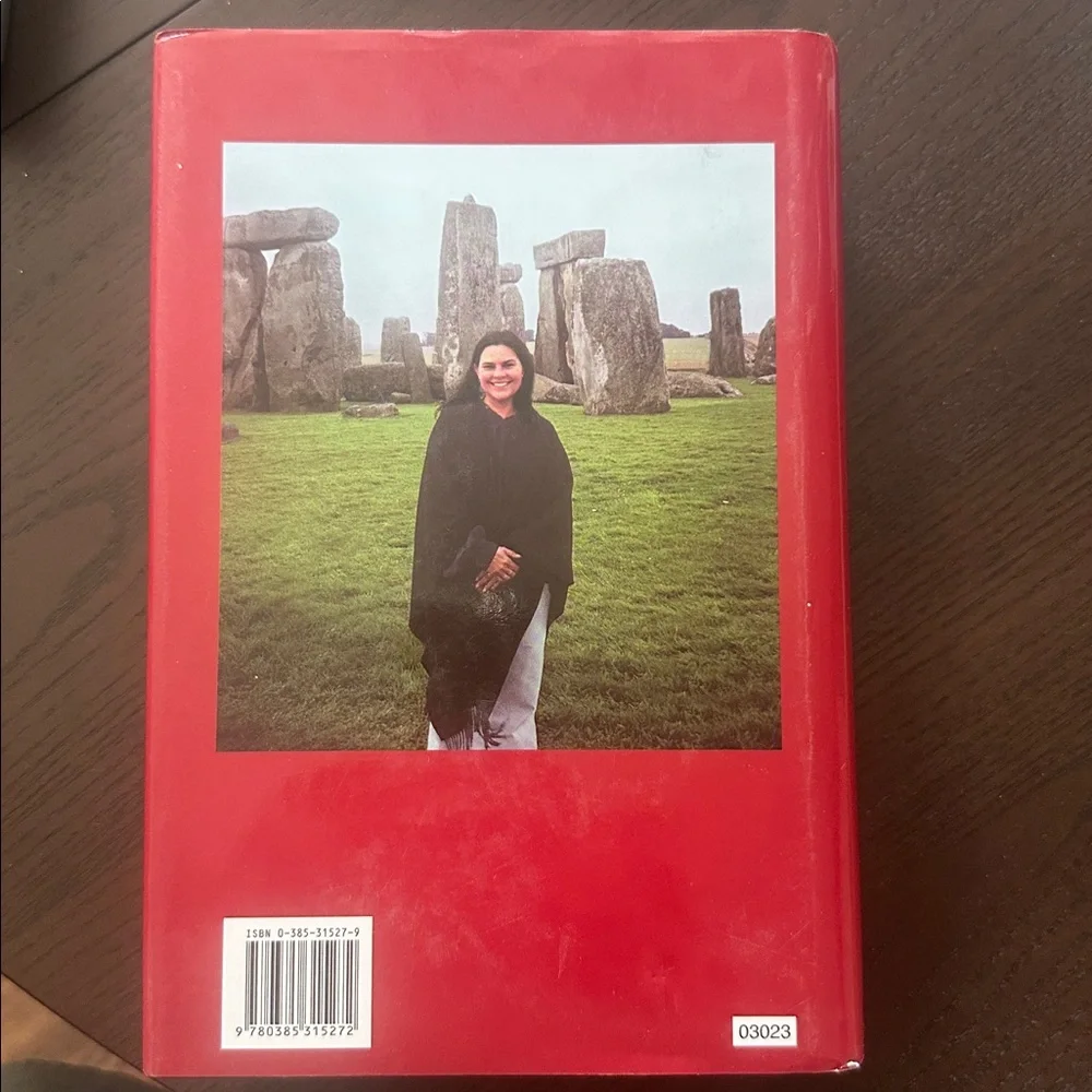 Diana Gabaldon "The Fiery Cross" Hardcover - Red with Gold Lettering - Picture 2 of 4